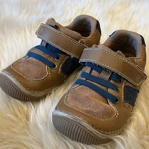 Stride Rite Boys Shoes